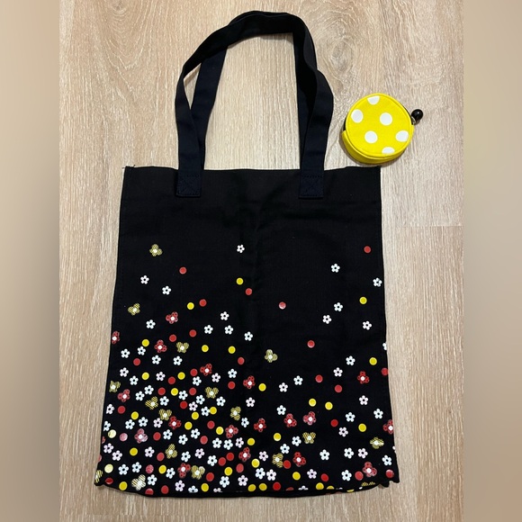 Marc Jacobs Tote and Cosmetic Pouch Set - Picture 3 of 4